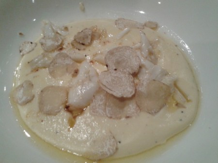 White truffles with egg