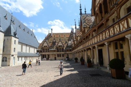 In the courtyard of Hostel-Dieu